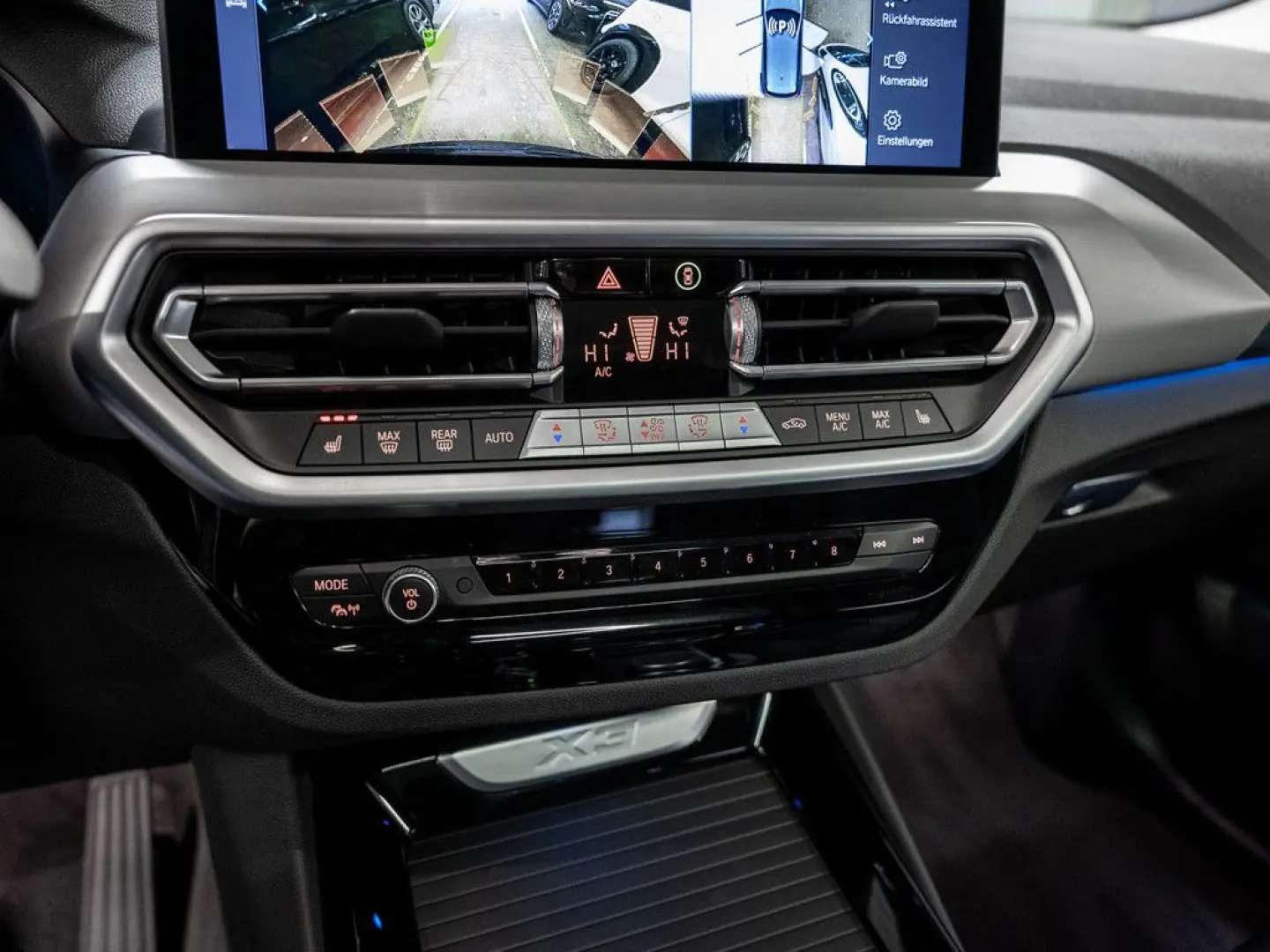 X3 xDrive 30e FACEL. PANO HUD 360  LED W-LAN SHZ