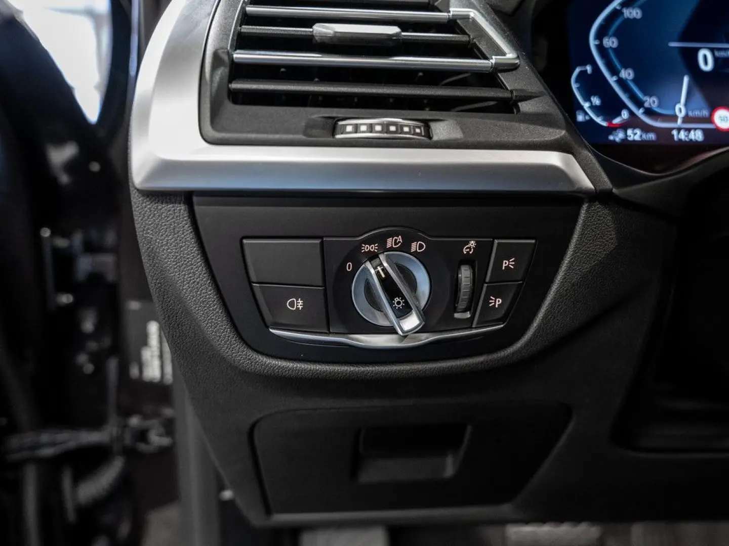 X3 xDrive 30e FACEL. PANO HUD 360  LED W-LAN SHZ