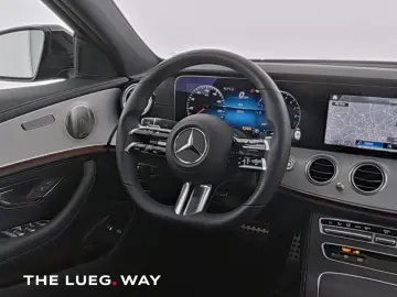 E 300 e 4M AMG+Pano+AHK+Sound+Dist+360+LED+Night