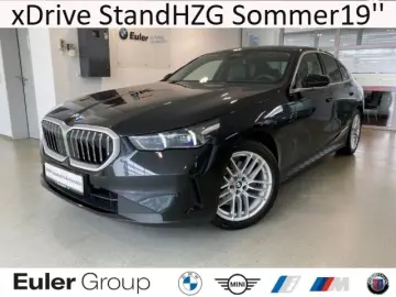 520 d xDrive StandHZG Sommer19'' ICONIC Sitzbelü