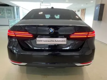 520 d xDrive StandHZG Sommer19'' ICONIC Sitzbelü