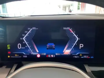 520 d xDrive StandHZG Sommer19'' ICONIC Sitzbelü