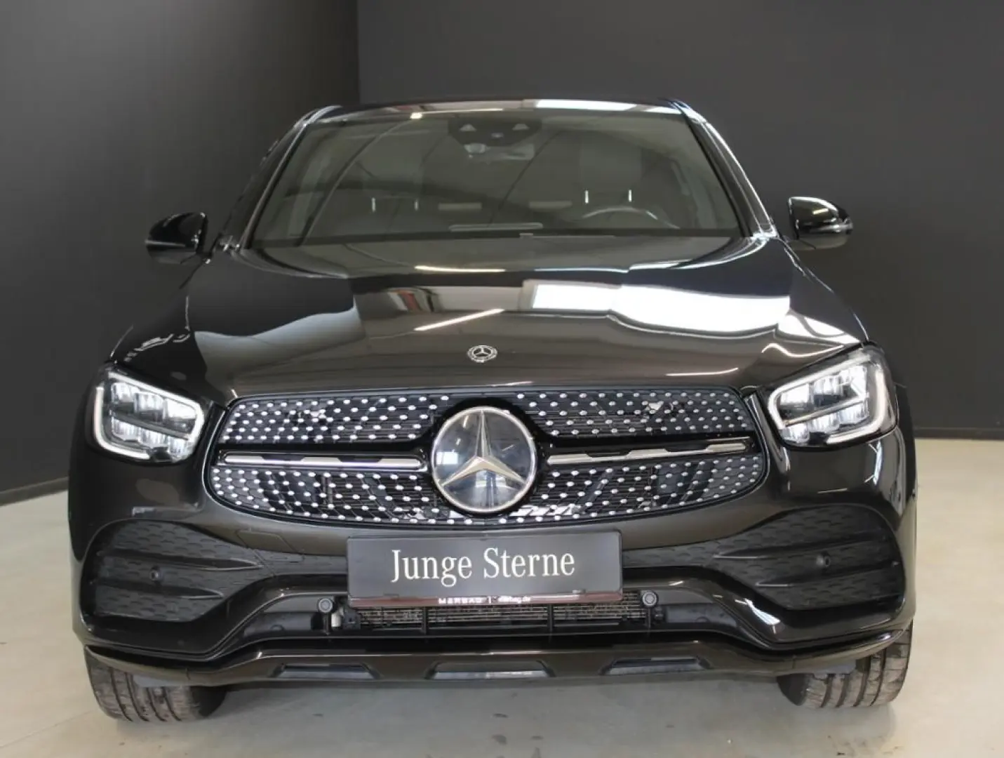 GLC 300 4M  AMG Line Ext. Night AHK Kam LED