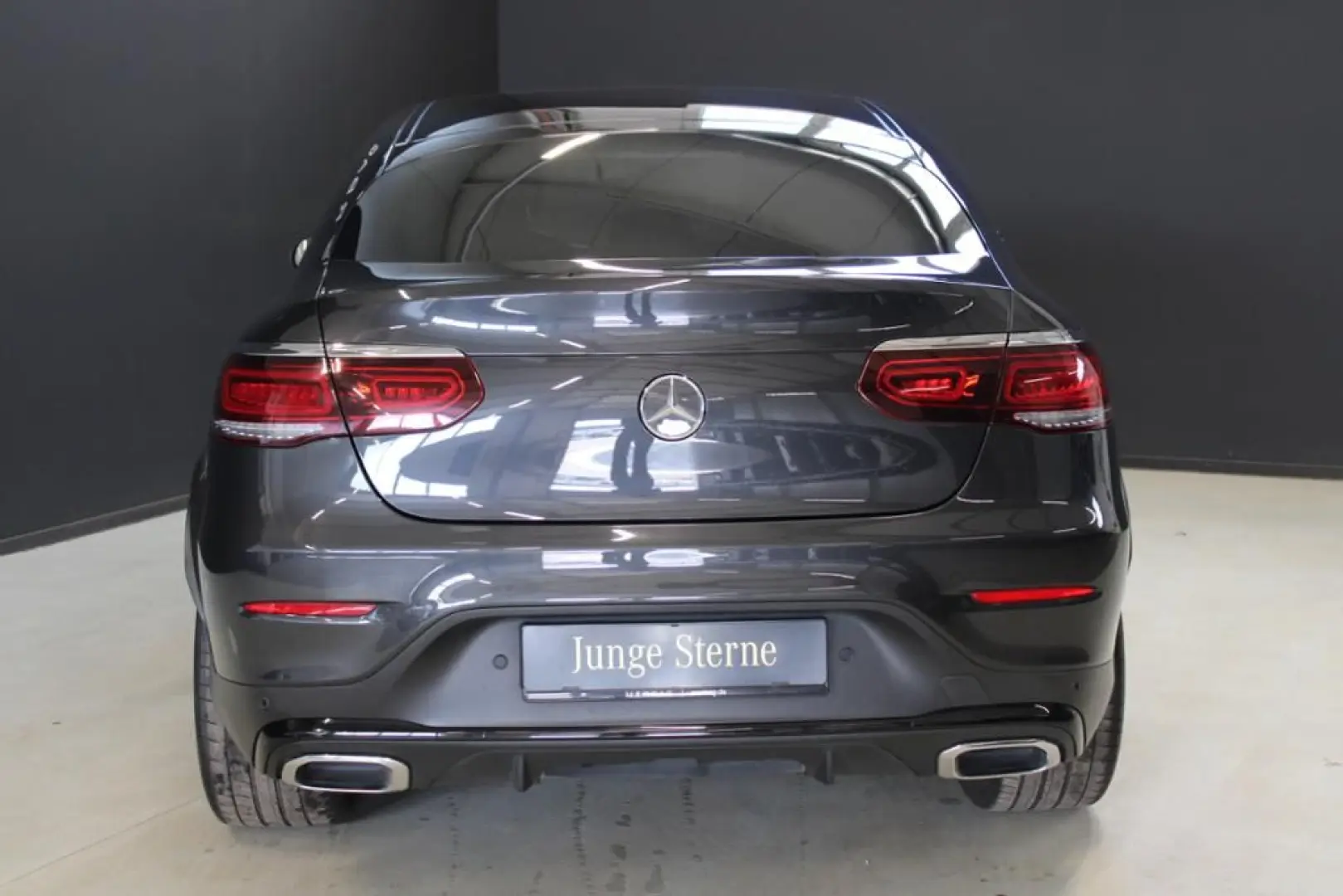 GLC 300 4M  AMG Line Ext. Night AHK Kam LED