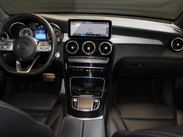 GLC 300 4M  AMG Line Ext. Night AHK Kam LED