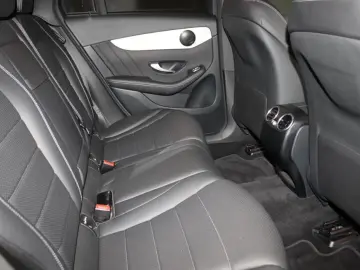 GLC 300 4M  AMG Line Ext. Night AHK Kam LED