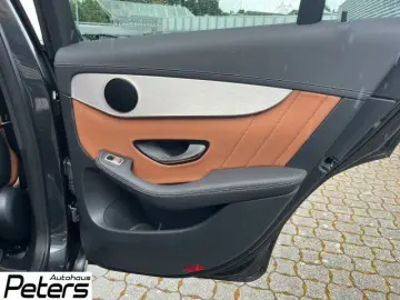 GLC 300 d 4MATIC Coupé AHK Distronic Kamera LED