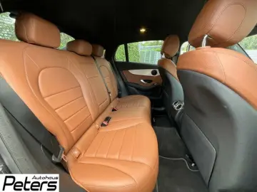 GLC 300 d 4MATIC Coupé AHK Distronic Kamera LED