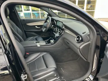 GLC300e 4M Cpé Night DISTR KeyGo Busin digiTacho