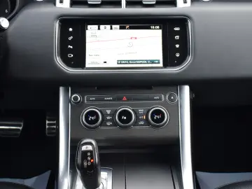 Land Rover Range Rover Sport 3.0 SDV6 HSE