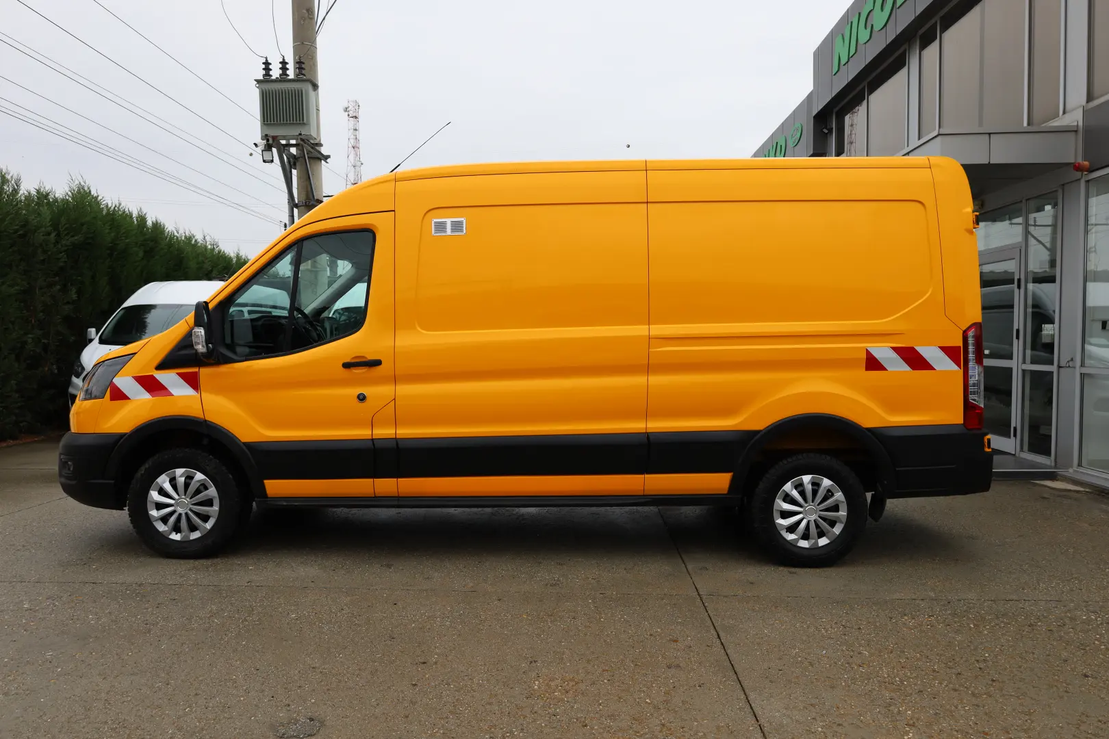 Ford Transit L3H2 2.0 170cp