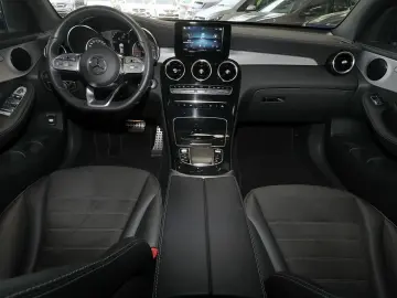 GLC 300 d 4M Coupé AMG KAMERA MBUX LED 19Zoll