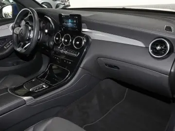 GLC 300 d 4M Coupé AMG KAMERA MBUX LED 19Zoll