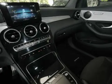 GLC 300 d 4M Coupé AMG KAMERA MBUX LED 19Zoll