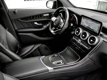 GLC 300 e 4MATIC Coupé  AMG MBUX Wide SHD Night