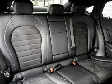 GLC 300 e 4MATIC Coupé  AMG MBUX Wide SHD Night