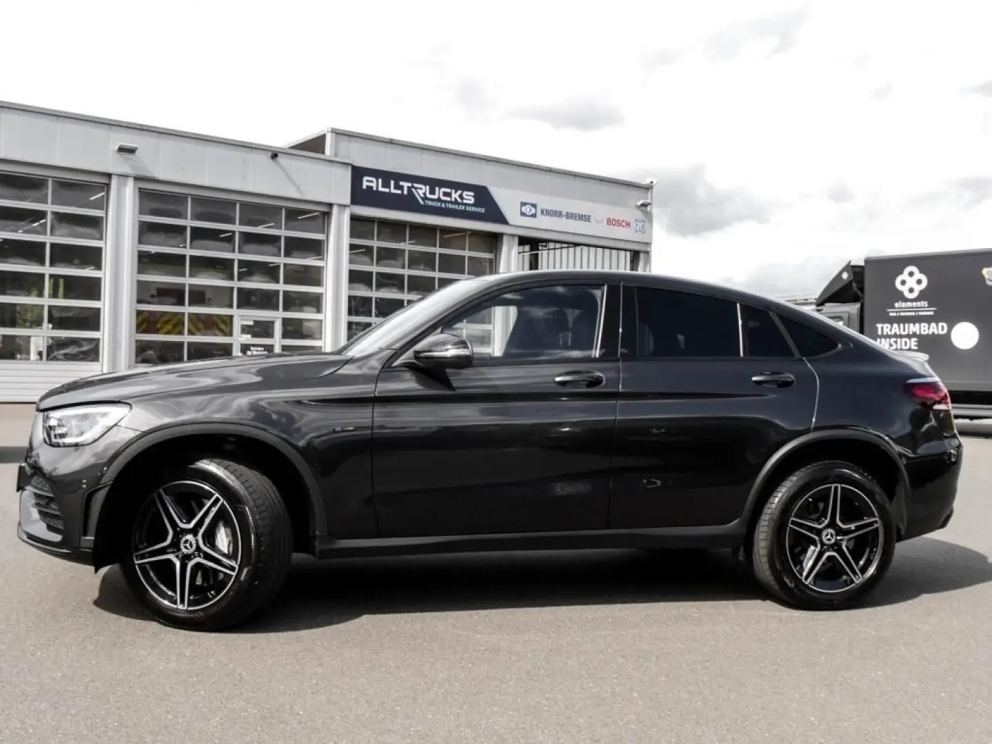 GLC 300 e 4MATIC Coupé  AMG MBUX Wide SHD Night