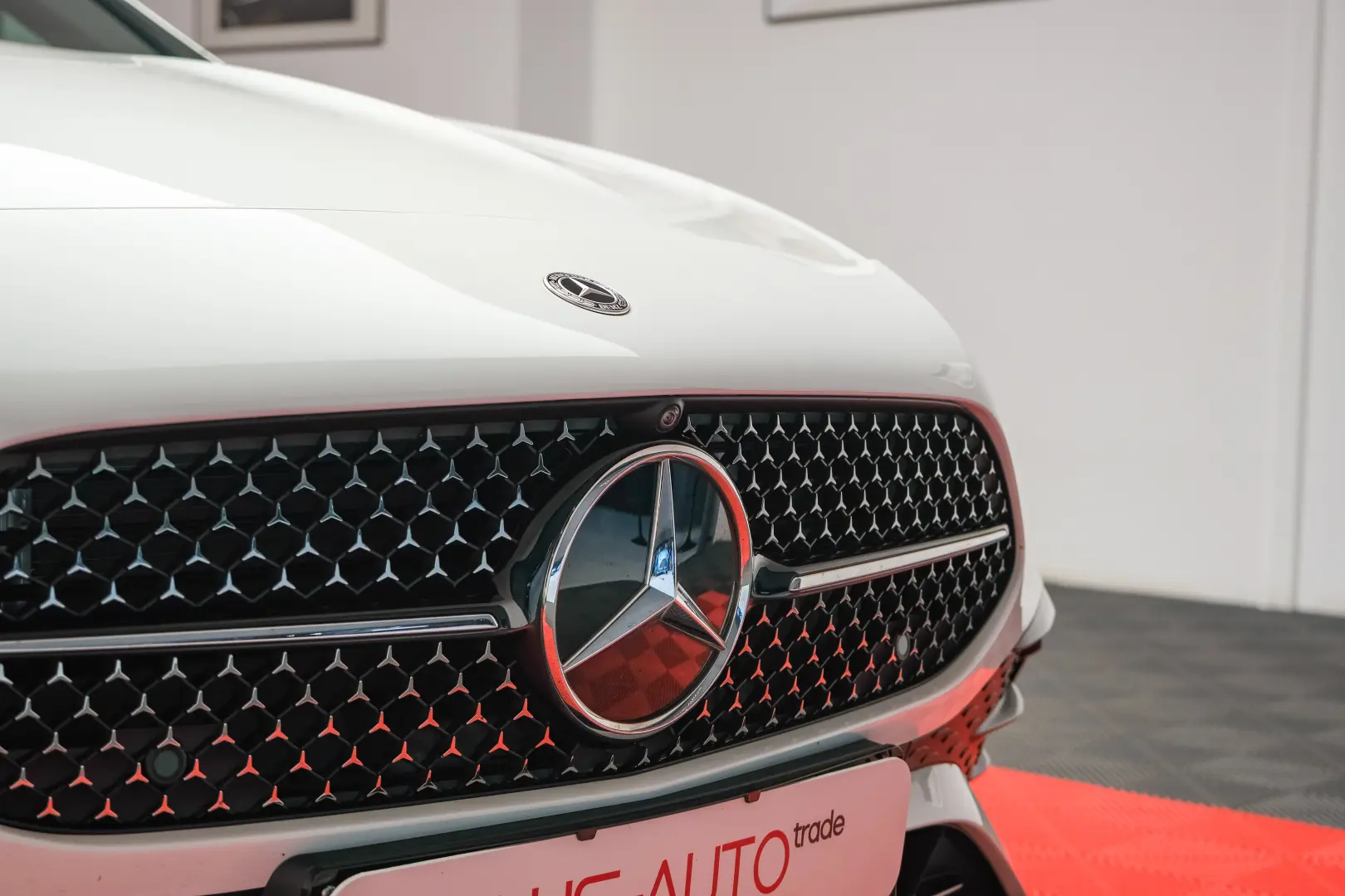MERCEDES-BENZ A180 - AMG LINE