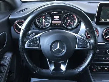 Mercedes-Benz CLA AMG 45 4Matic 7G-DCT