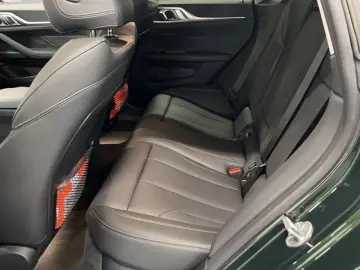 420d SPORT-AUTOMATIK AHK STOP&GO PARKASSIST LIVE