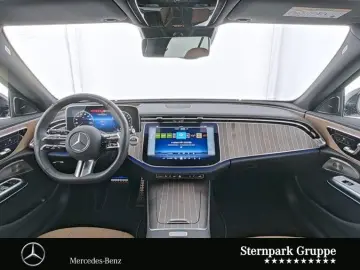 E 300 de T 4M AMG Pano+Distro+AHK+HuD+AIRMATIC+