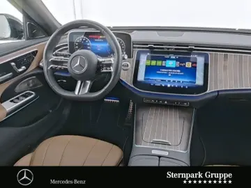 E 300 de T 4M AMG Pano+Distro+AHK+HuD+AIRMATIC+