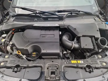 Range Rover Evoque P200 R-Dynamic SE