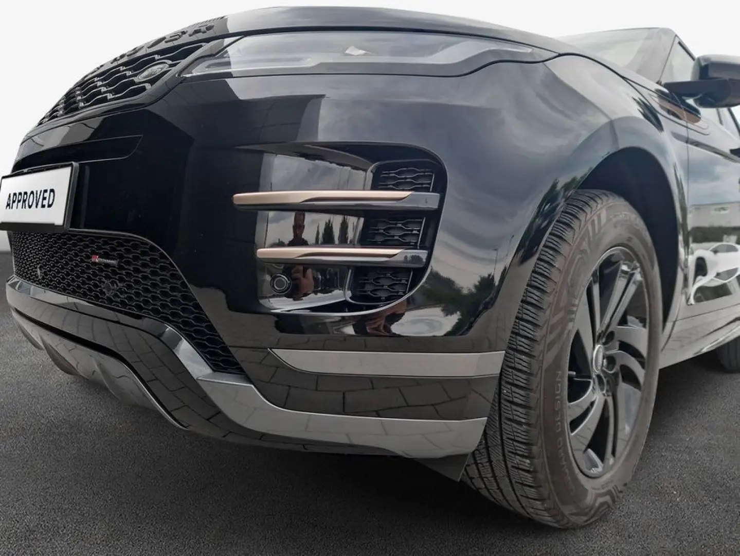 Range Rover Evoque P200 R-Dynamic SE