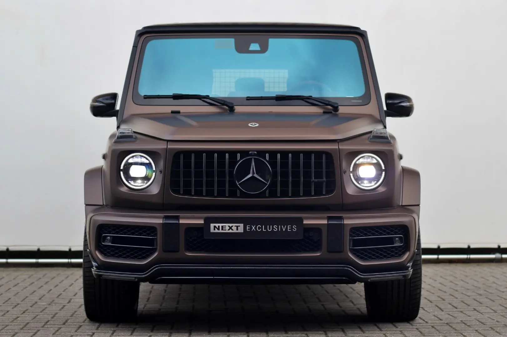 G 63 AMG | URBAN | Akrapovic | Roof Stars |