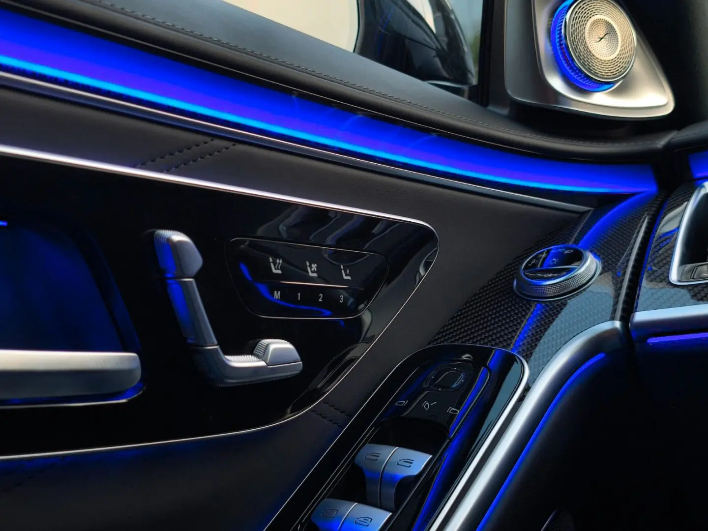 S 63 AMG*LANG*4MATIC+*CARBON*CHAUFFEUR PAKET*HUD