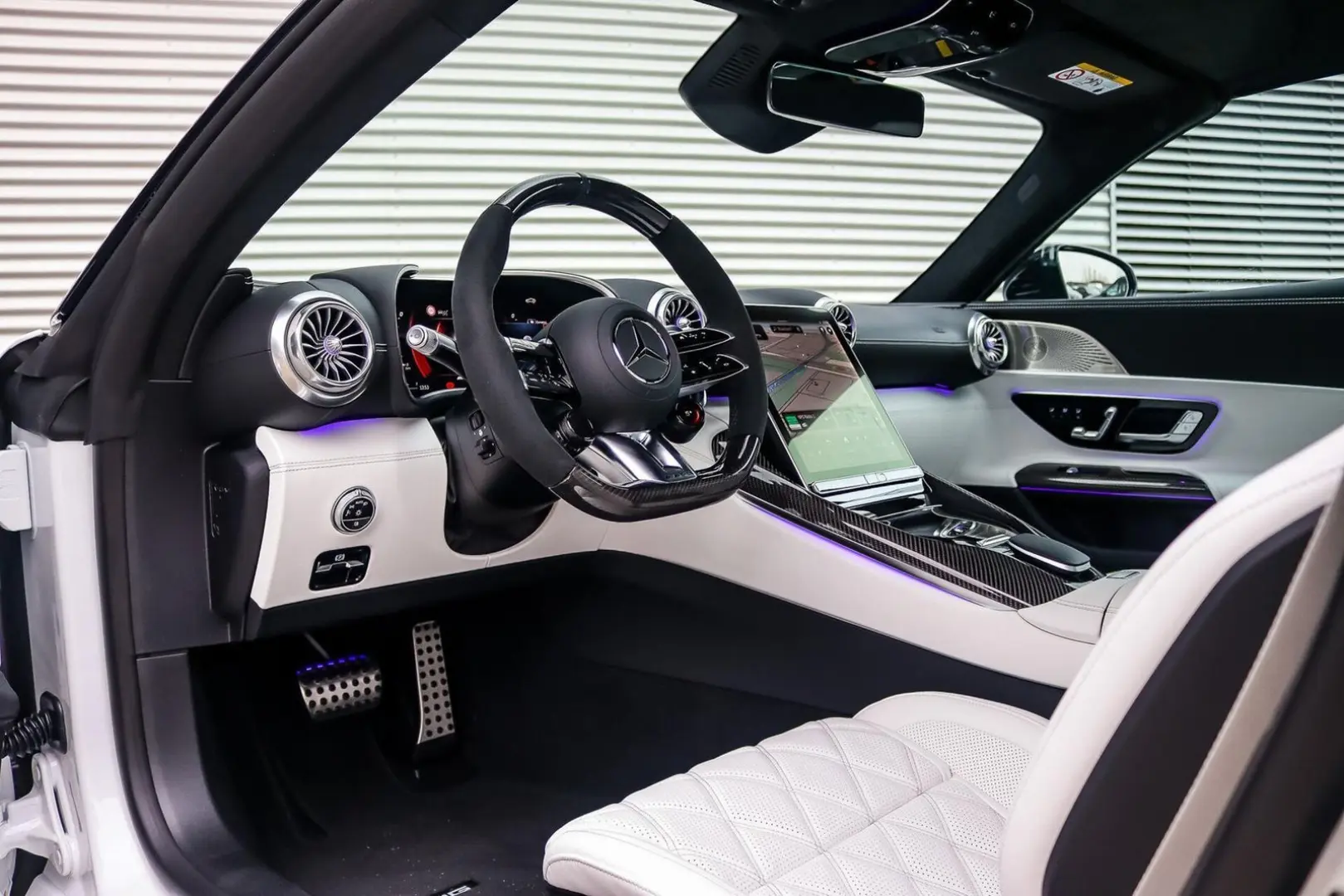 SL 63 AMG SL automatik 4MATIC+ | MANUFAKTUR |