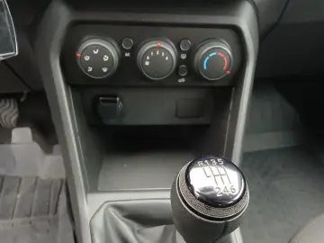 Dacia Logan TCe 90 Essential