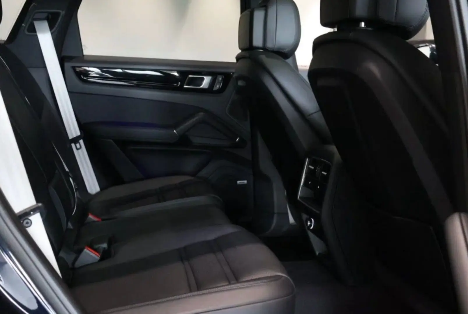 Cayenne E-Hybrid Platinum Edition