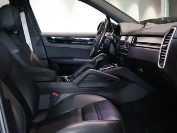 Cayenne E-Hybrid Platinum Edition