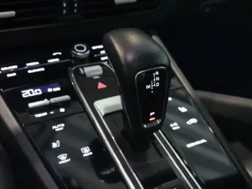 Cayenne E-Hybrid Platinum Edition