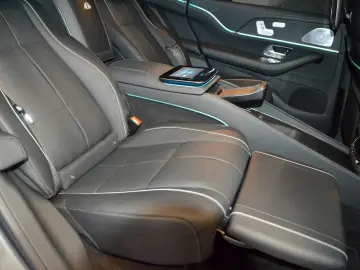 GLS 600  4MATIC Mercedes-Maybach / First Class F