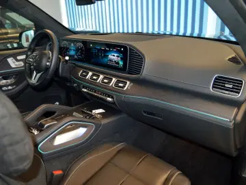 GLS 600  4MATIC Mercedes-Maybach / First Class F