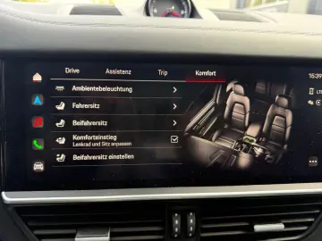 Cayenne E-Hybrid Platinum Edition+AHK+Pano+Alu21
