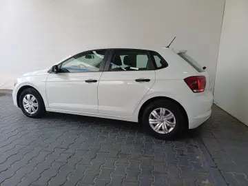 VW Polo PoloTrendline 1.0 4 usi