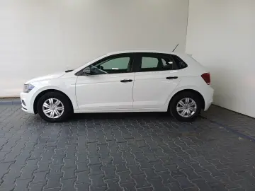 VW Polo PoloTrendline 1.0 4 usi