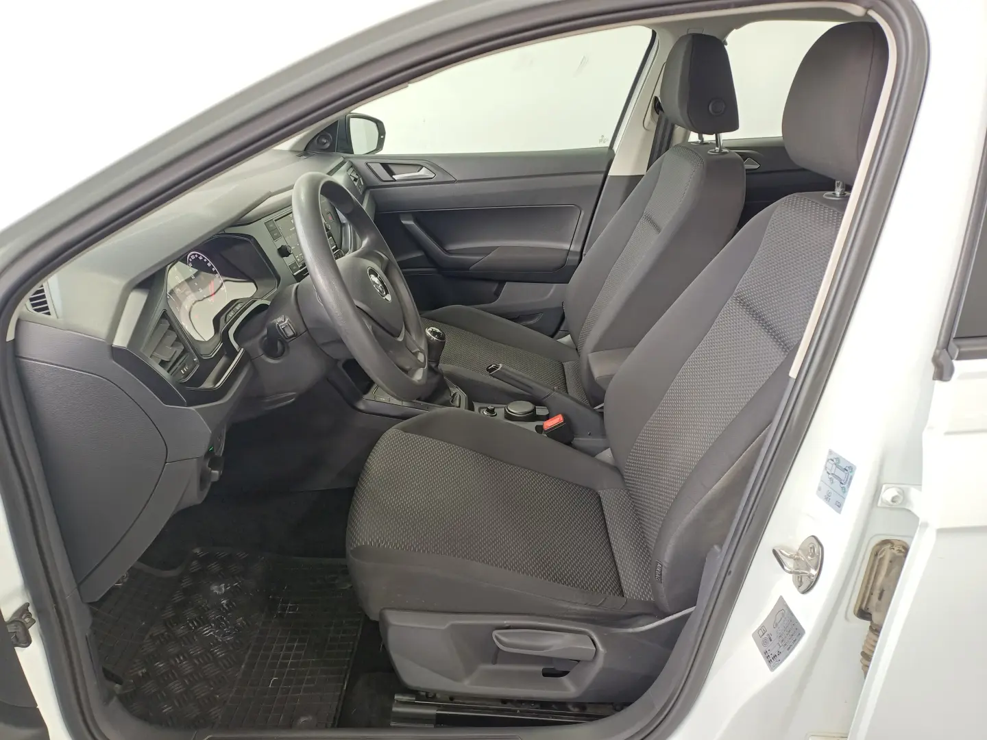 VW Polo PoloTrendline 1.0 4 usi
