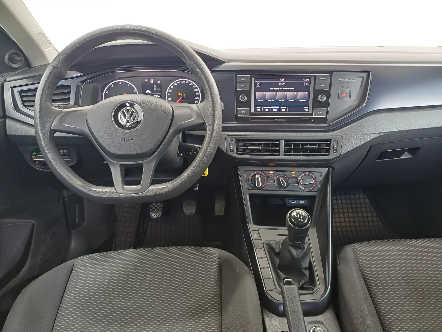 VW Polo PoloTrendline 1.0 4 usi