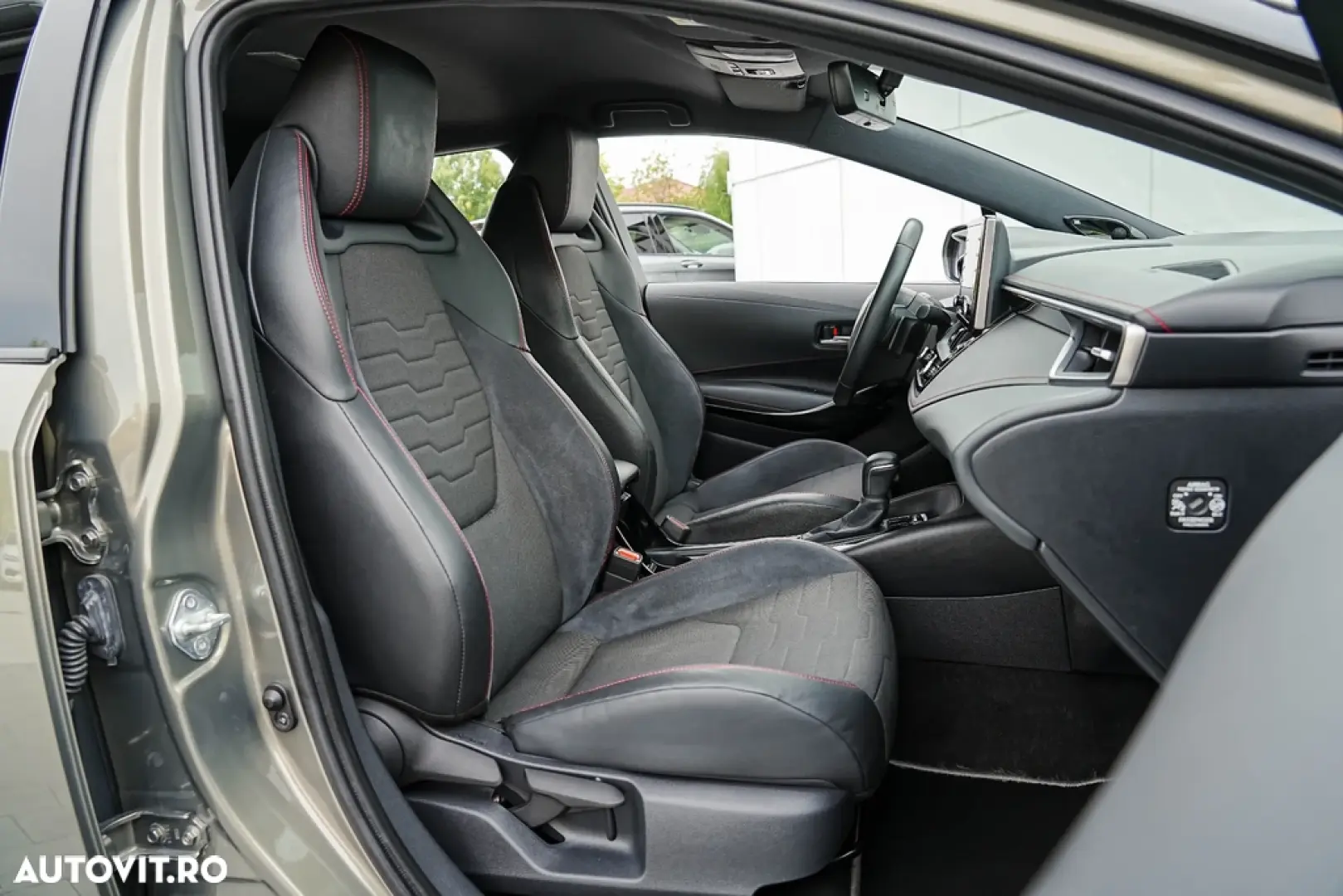 Toyota Corolla 2.0 Hybrid GR Sport