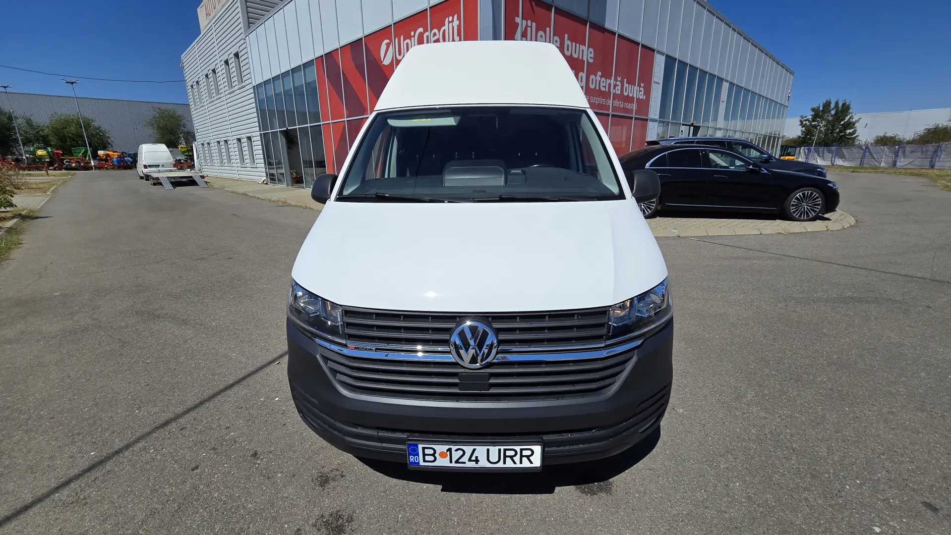 VW Transporter, inclusiv echipare rafturi Sortimo