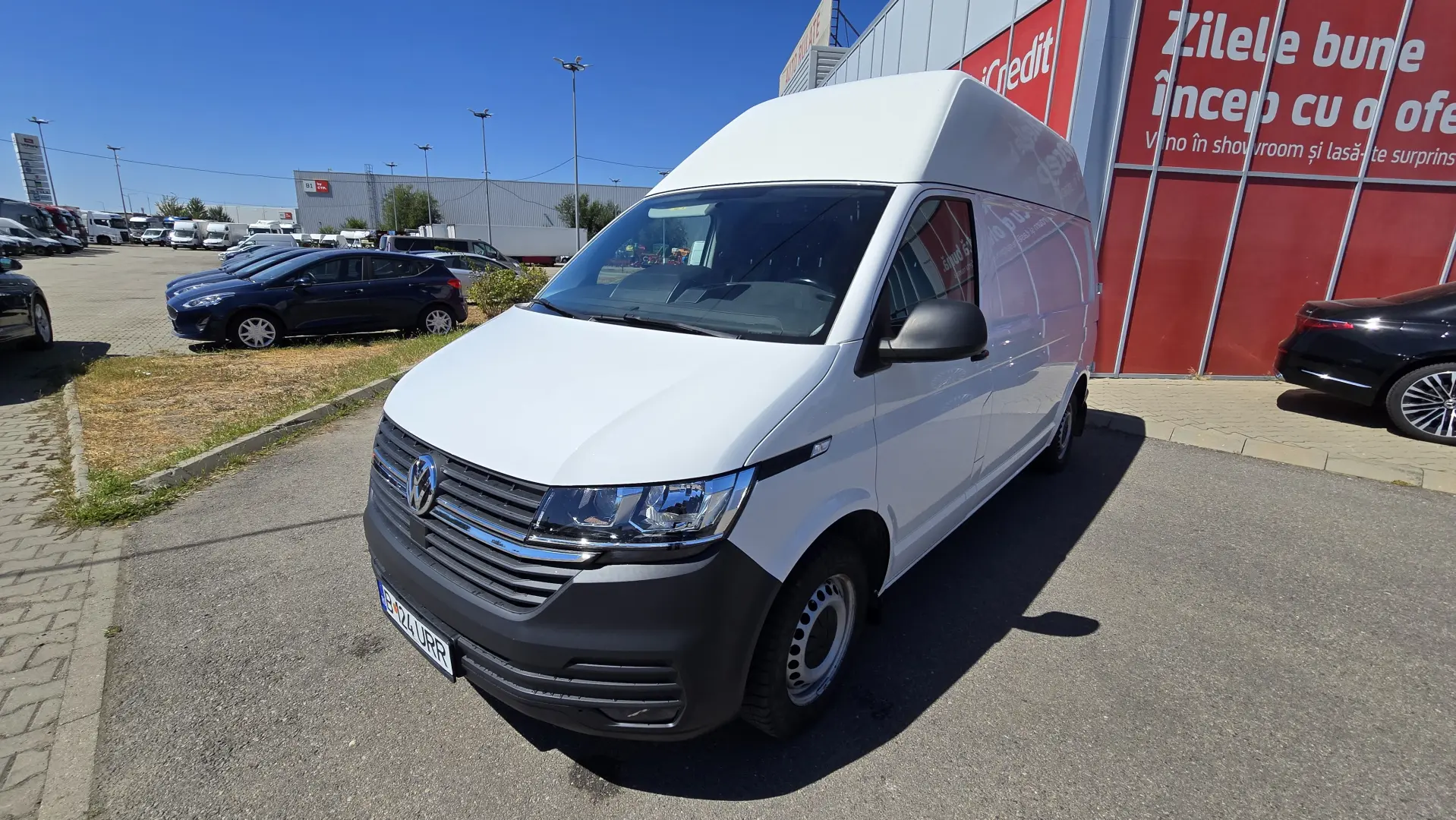 VW Transporter, inclusiv echipare rafturi Sortimo
