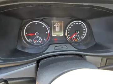 VW Transporter, inclusiv echipare rafturi Sortimo