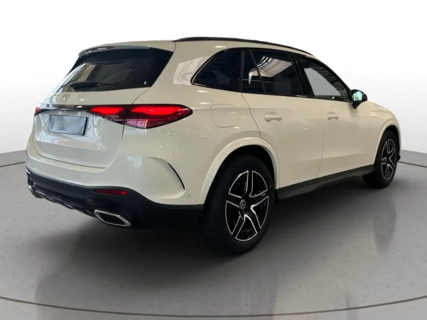 GLC 200 4M AMG-Line+Night+AHK+DISTRONIC+MBUX+LED
