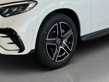 GLC 200 4M AMG-Line+Night+AHK+DISTRONIC+MBUX+LED