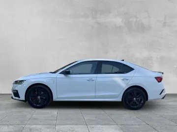 Skoda OCTAVIA RS 1.4 TSI iV LED SHZ KAMERA DAB NAVI