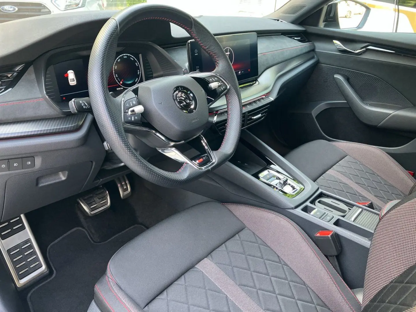 Skoda OCTAVIA RS 1.4 TSI iV LED SHZ KAMERA DAB NAVI